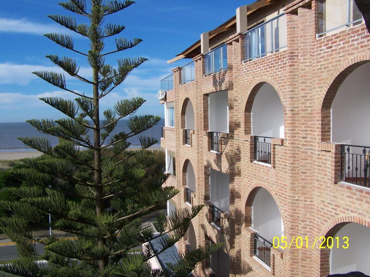 Costanera Mar Hotel & Suites San Clemente del Tuyú Esterno foto